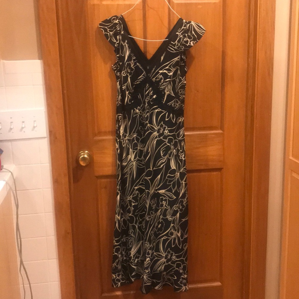 Dress.  Inc.